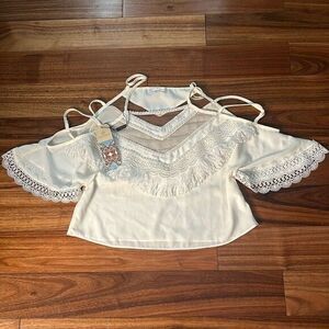 Avizo‎ cream cold shoulder western crop top cut out sheer fringe night out